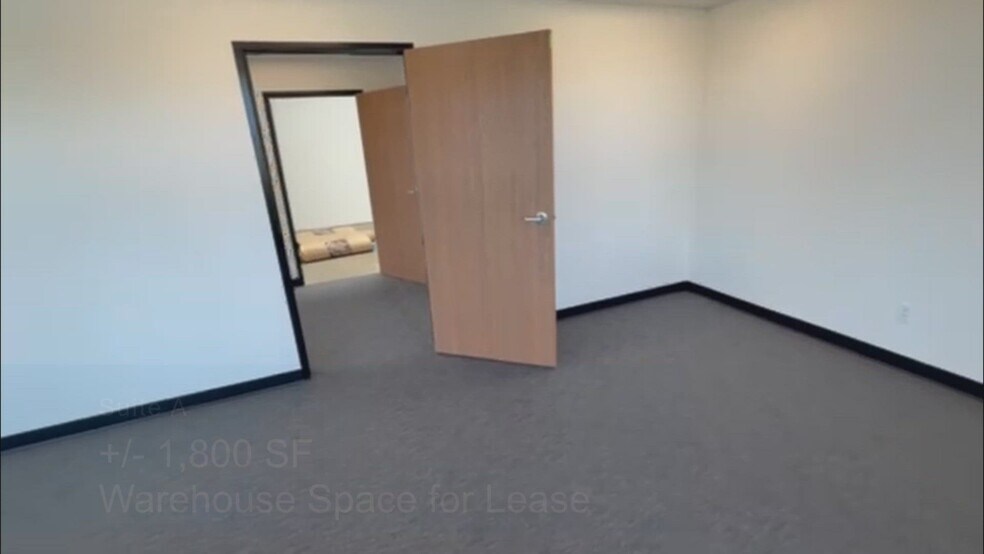 1160 Pioneer Way, El Cajon, CA à louer - Vidéo sur l’annonce professionnelle – Image 2 sur 3