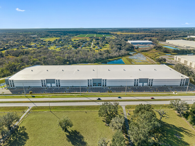 2451-2465 S County Line Rd, Plant City, FL à louer - Photo de l’immeuble – Image 1 sur 1