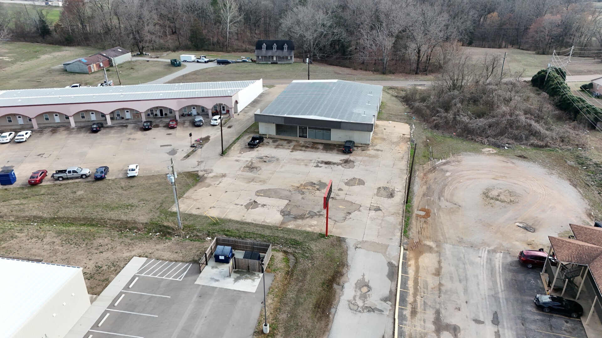 2050 US Highway 64, Whiteville, TN à louer Photo principale– Image 1 sur 36