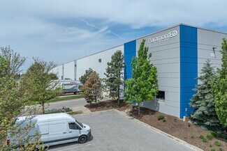 Plus de détails pour 1000 Davey Rd, Woodridge, IL - Industriel/Logistique à louer