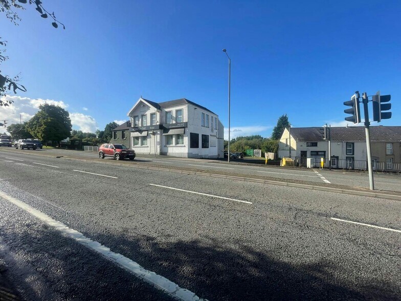 1153 Carmarthen Rd, Swansea à louer - Photo de l’immeuble – Image 3 sur 5