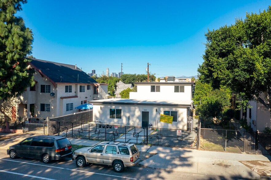 1023 E 28th St, Los Angeles, CA à vendre - Photo de l’immeuble – Image 3 sur 21