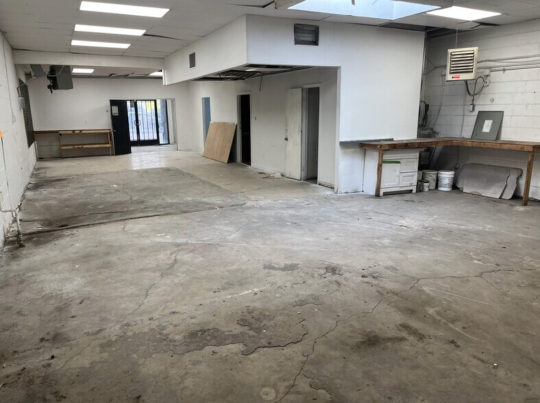 6499 Federal Blvd, Denver, CO à louer - Photo intérieure – Image 2 sur 4