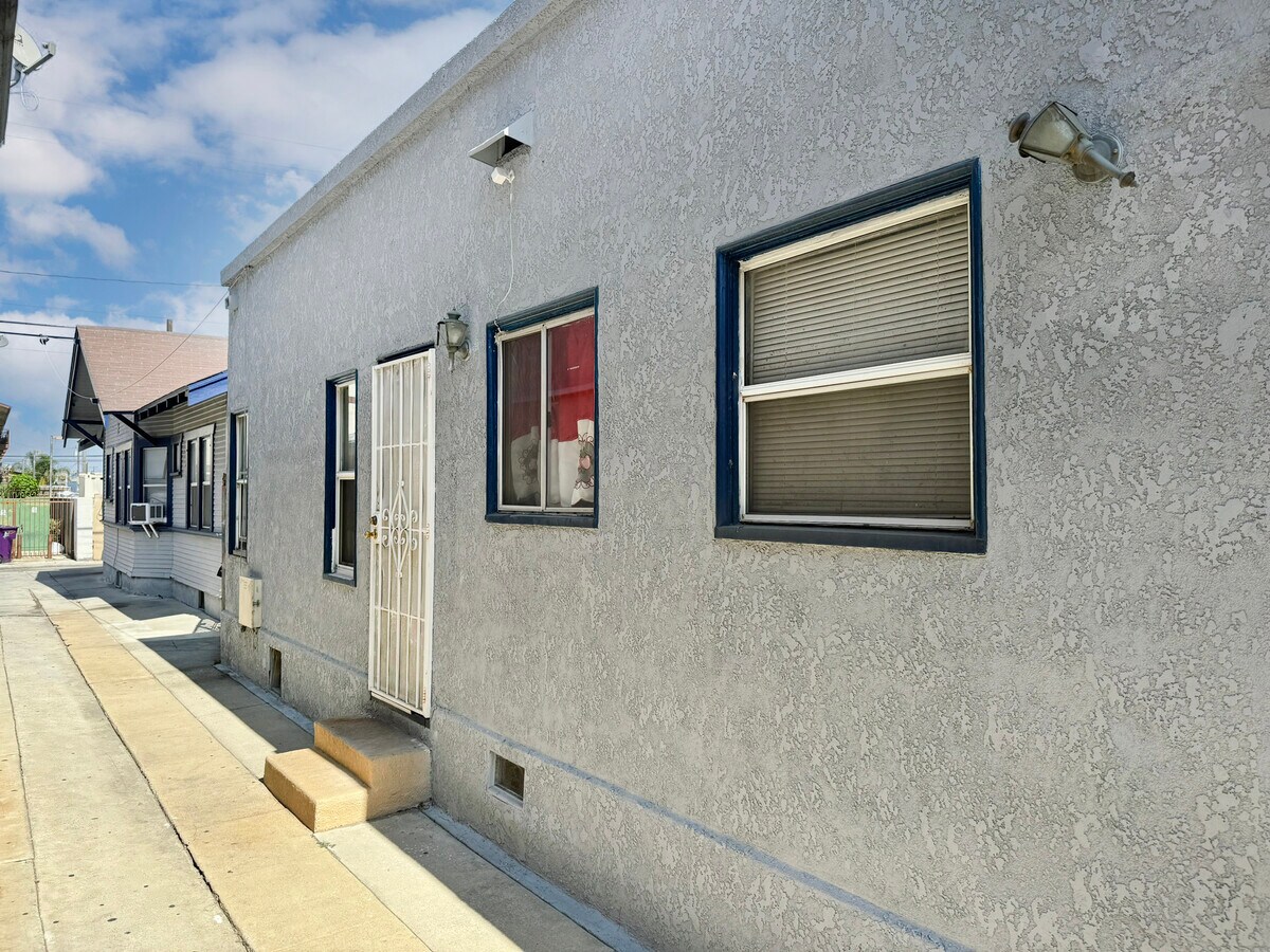 View Photo