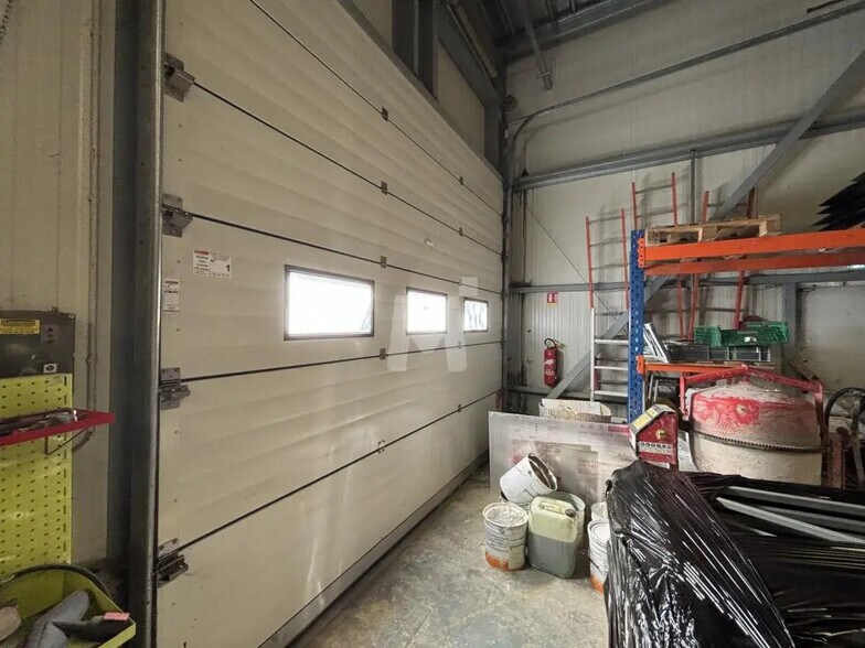 Local d'activités dans Guibeville à vendre - Photo intérieure – Image 3 sur 9