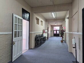 507 N Steele St, Sanford, NC à louer Photo intérieure– Image 1 sur 5