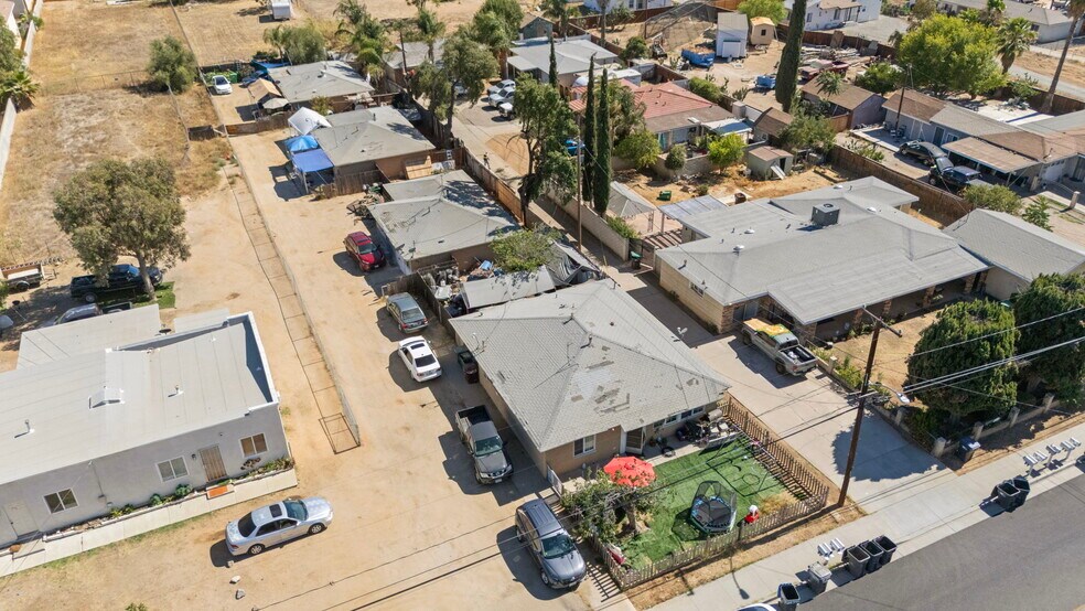 24393-24399 Myers Ave, Moreno Valley, CA à vendre - Photo de l’immeuble – Image 2 sur 20