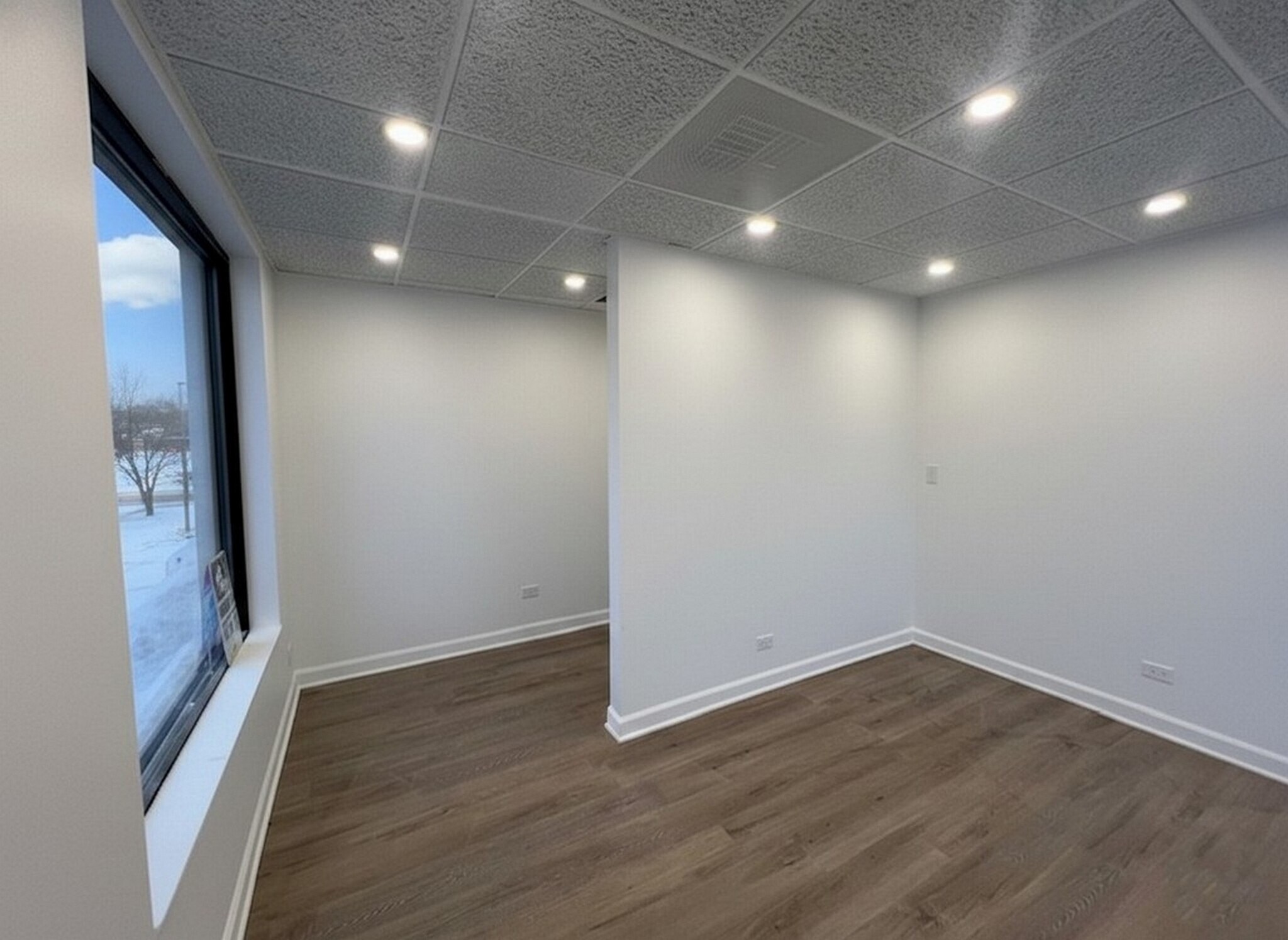 620 S IL Route 31, McHenry, IL à louer Photo de l’immeuble– Image 1 sur 2