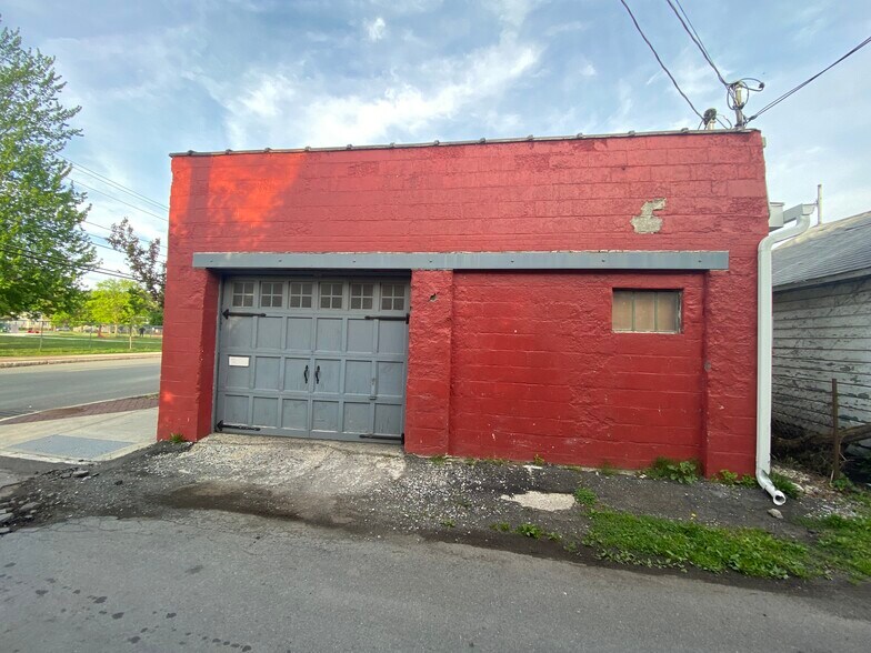 18 112th St, Troy, NY à louer - Photo de l’immeuble – Image 2 sur 10