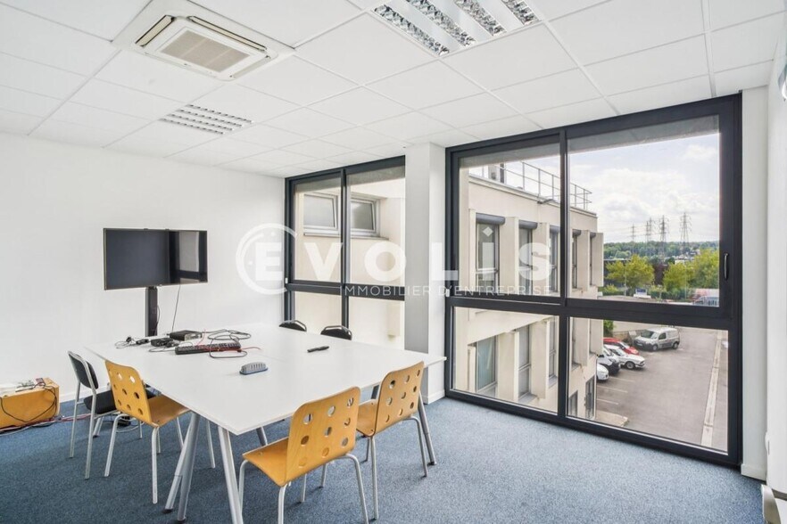 Bureau dans Palaiseau à vendre - Photo de l’immeuble – Image 2 sur 11