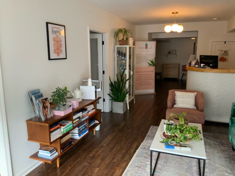 1601 Riverside Dr, Nashville, TN à louer - Photo de l’immeuble – Image 3 sur 16