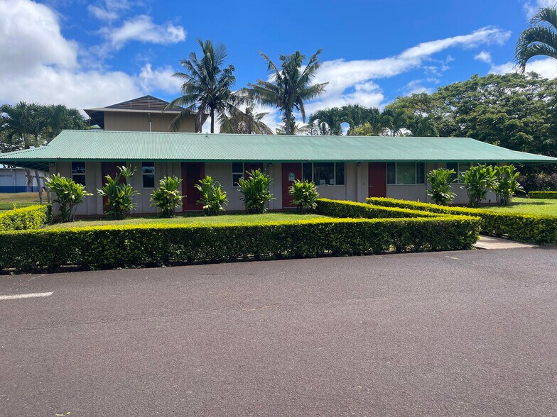 94-974 Pakela St, Waipahu, HI à vendre - Photo de l’immeuble – Image 1 sur 11