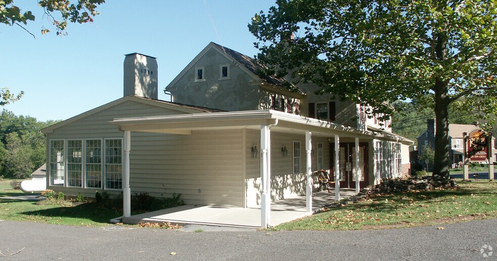 898 Allentown Rd, Telford, PA à vendre - Photo de l’immeuble – Image 2 sur 72