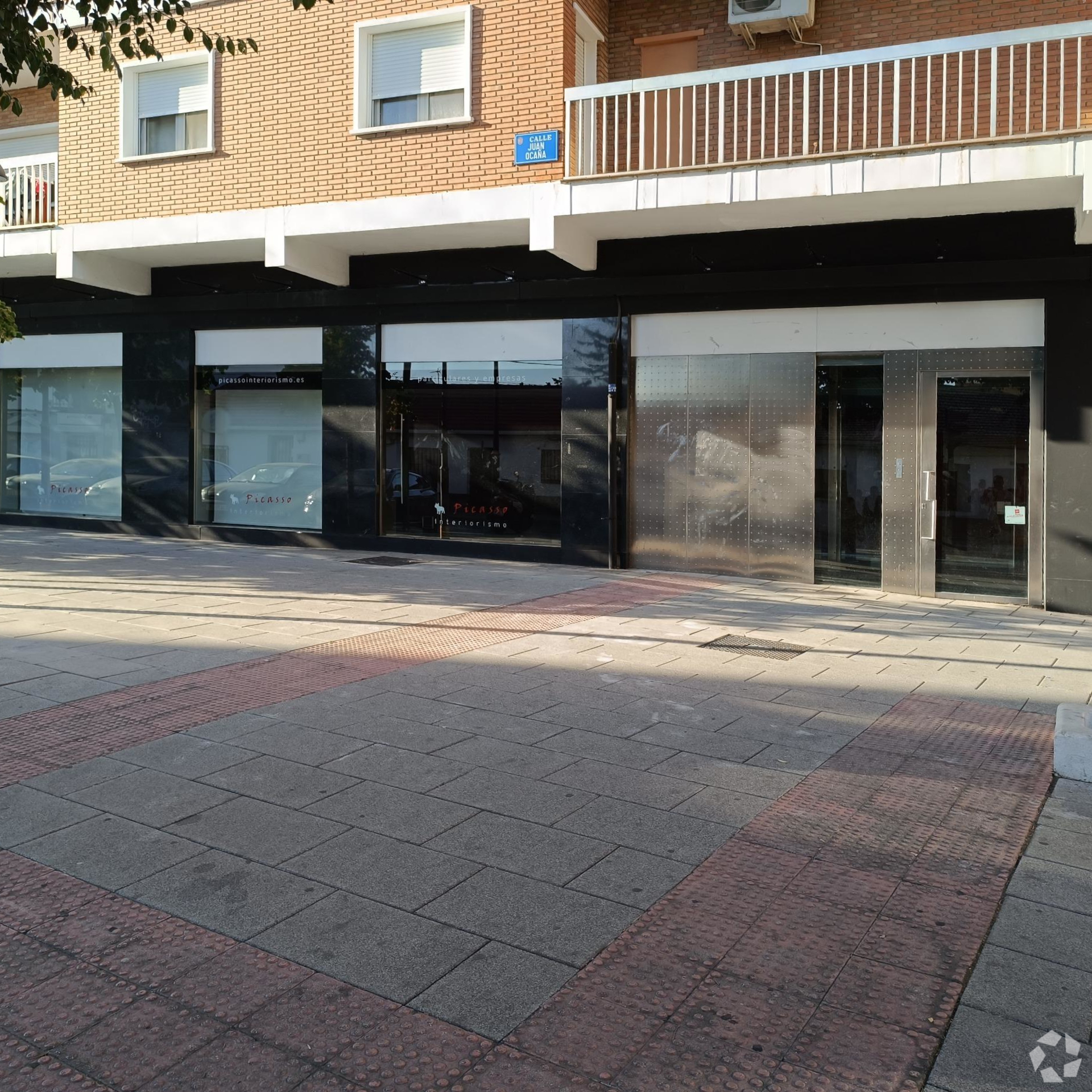 Bureaux/Local commercial dans Móstoles, Madrid à louer Photo intérieure– Image 1 sur 17