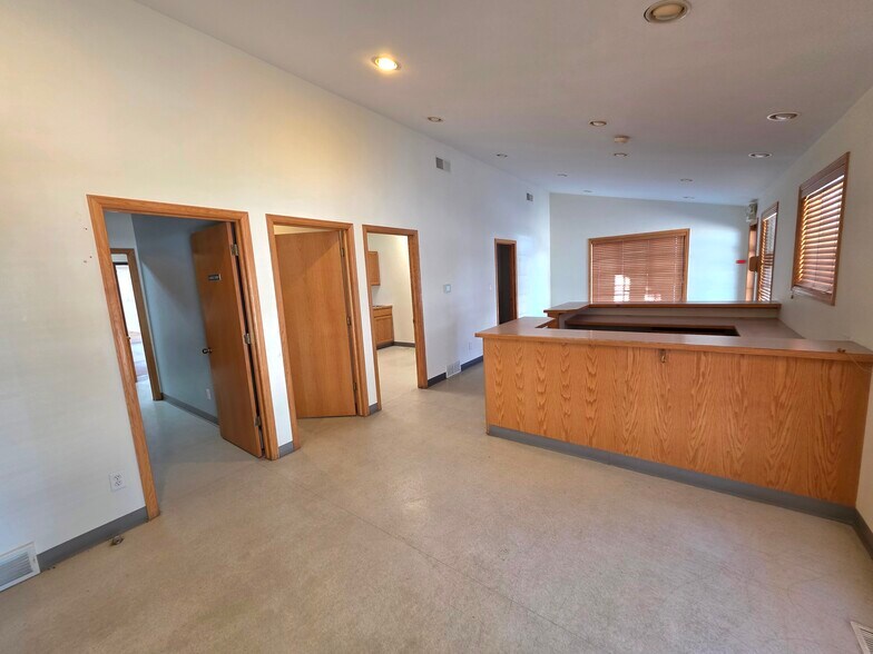 20 3rd Ave, Longmont, CO à louer - Photo de l’immeuble – Image 3 sur 4