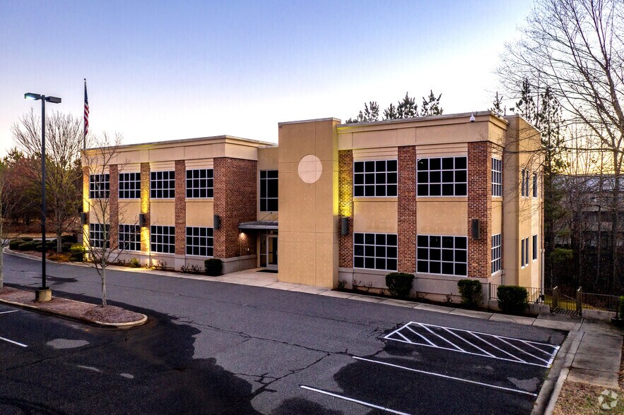 133 River Park Rd, Mooresville, NC à louer - Photo principale – Image 1 sur 13