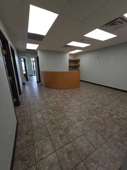 5750 W 10th St, Greeley, CO à louer - Photo de l’immeuble – Image 3 sur 7