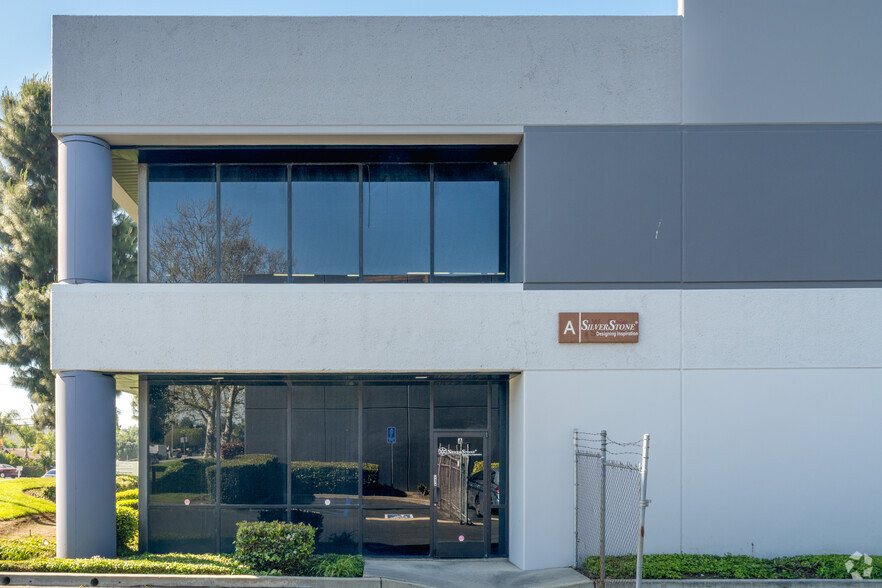 13626 Monte Vista Ave, Chino, CA à louer - Photo de l’immeuble – Image 2 sur 5