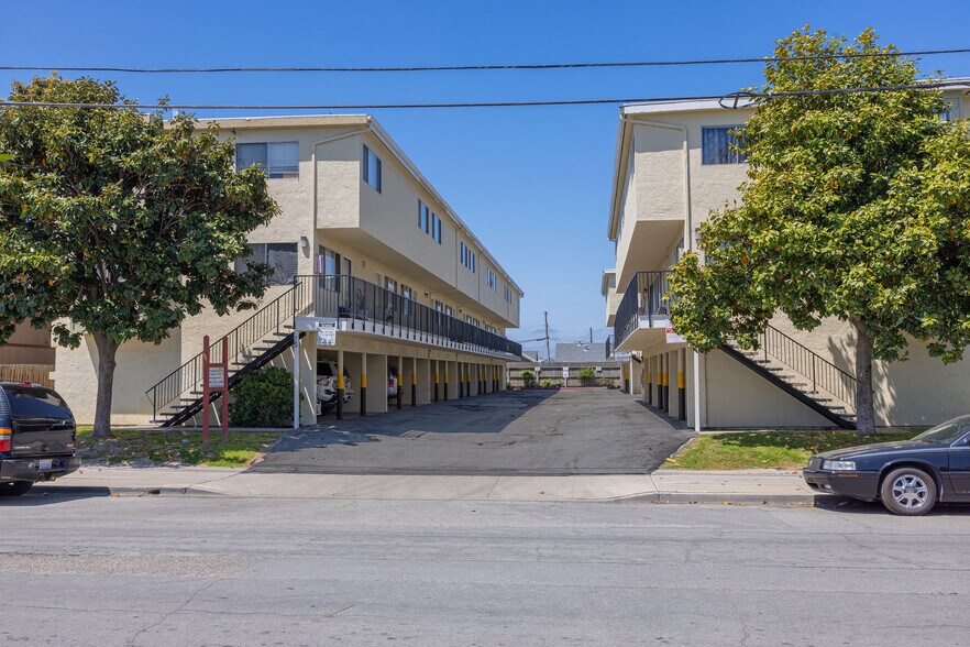75 N Hebbron Ave, Salinas, CA à vendre - Photo de l’immeuble – Image 1 sur 45