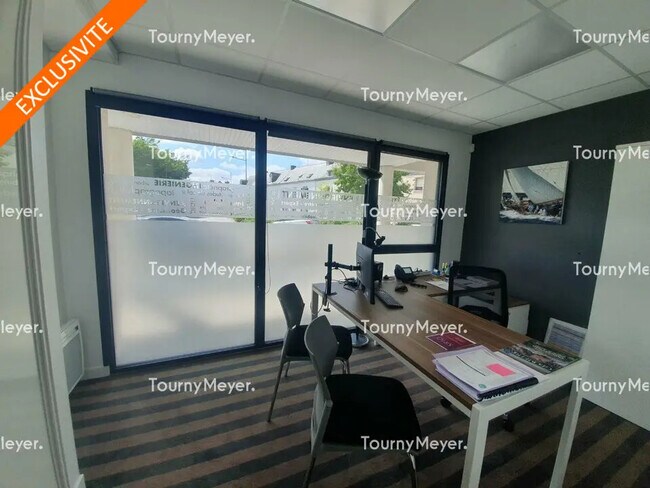 Plus de détails pour 3 Avenue Françoise Giroud, Hennebont - Bureau à vendre