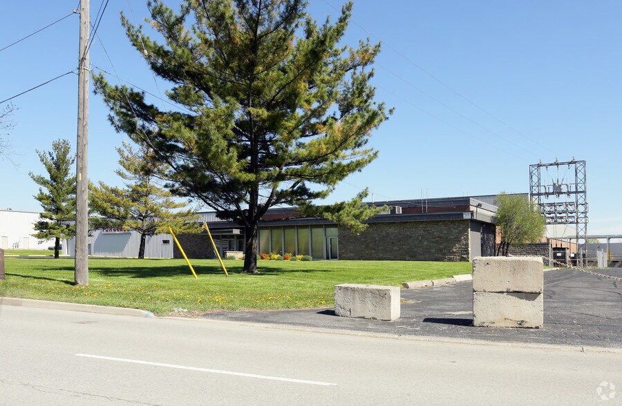 47 Morton Av E, Brantford, ON à louer - Photo de l’immeuble – Image 2 sur 6