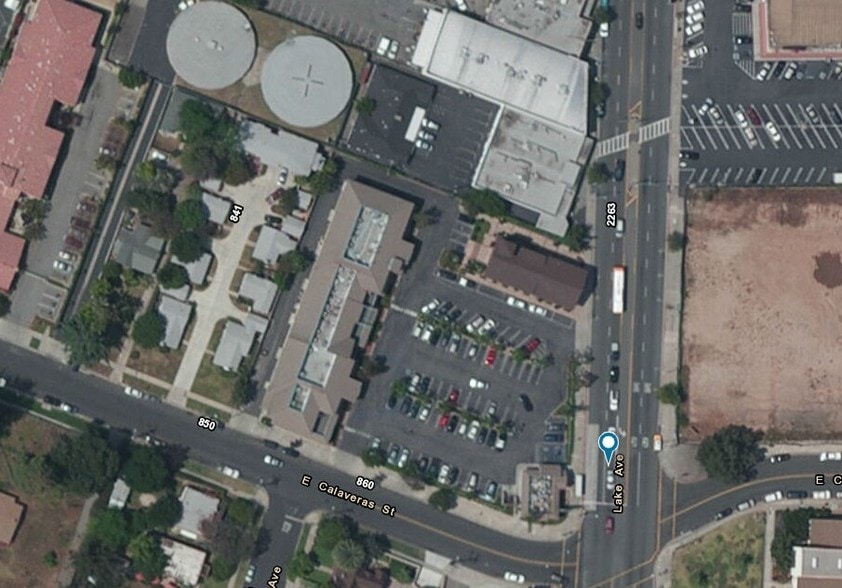 2235 Lake Ave, Altadena, CA à louer - Aérien – Image 2 sur 6