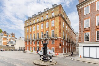Plus de détails pour 52 Bedford Row, Londres - Bureau à louer