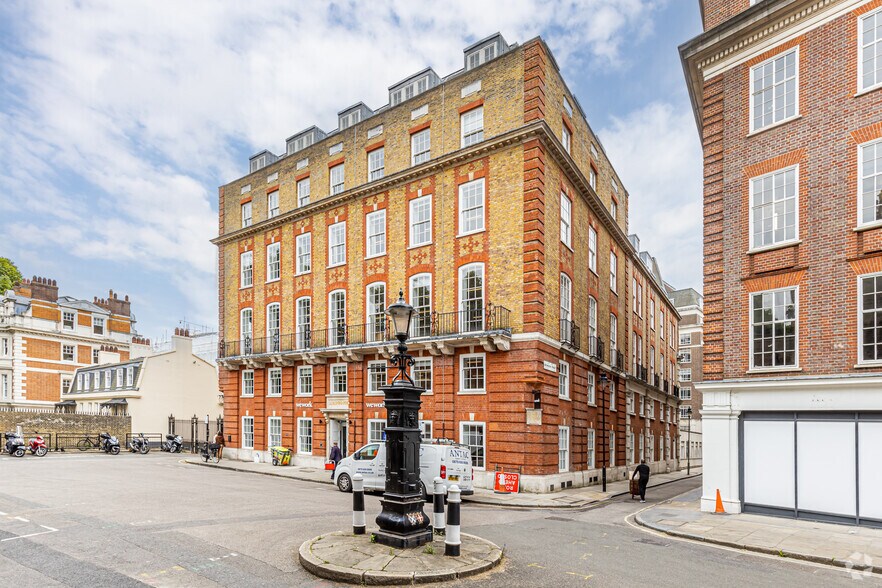 52 Bedford Row, Londres à louer - Photo principale – Image 1 sur 4