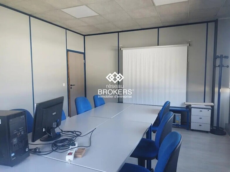 Bureau dans Cluses à louer - Photo intérieure – Image 3 sur 3