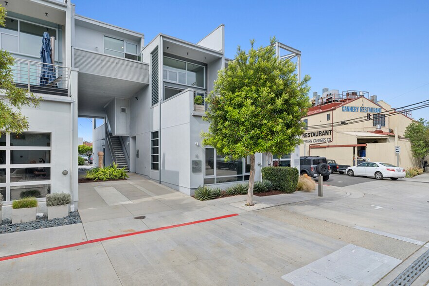 517 30th St, Newport Beach, CA à vendre - Photo de l’immeuble – Image 2 sur 15