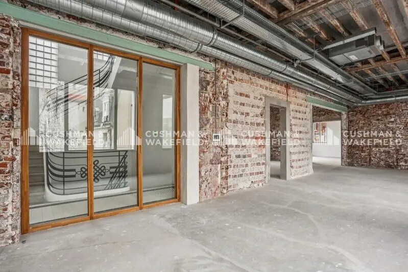 Bureau dans Malakoff à louer - Photo de l’immeuble – Image 2 sur 17