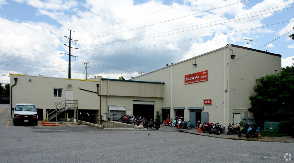 9918-9920 York Rd, Cockeysville, MD à louer - Photo de l’immeuble – Image 2 sur 4