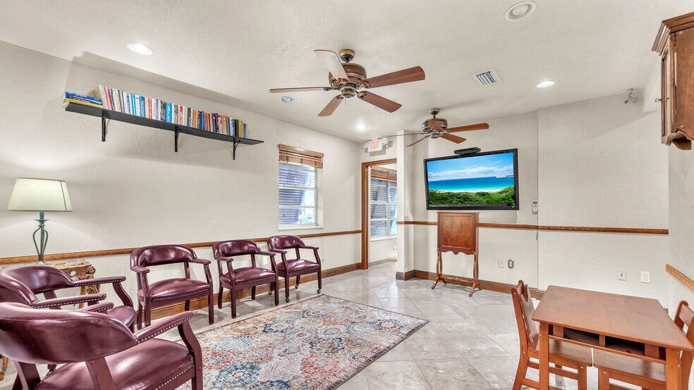 6790 Taft St, Hollywood, FL à vendre - Photo de l’immeuble – Image 3 sur 31