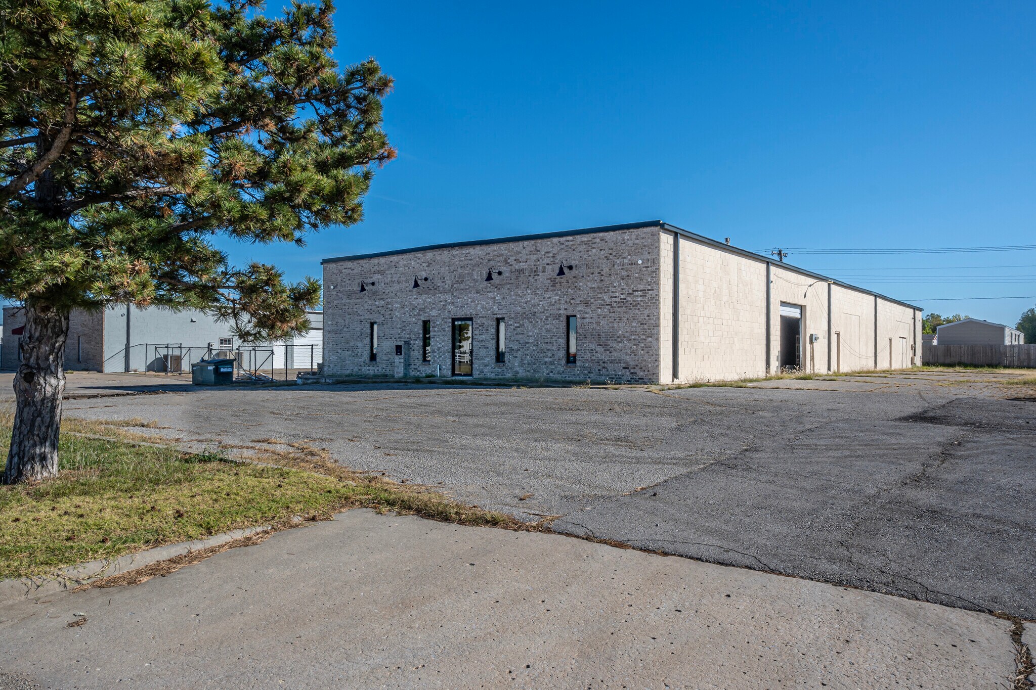 1831 Industrial Blvd, Norman, OK à vendre Photo de l’immeuble– Image 1 sur 29