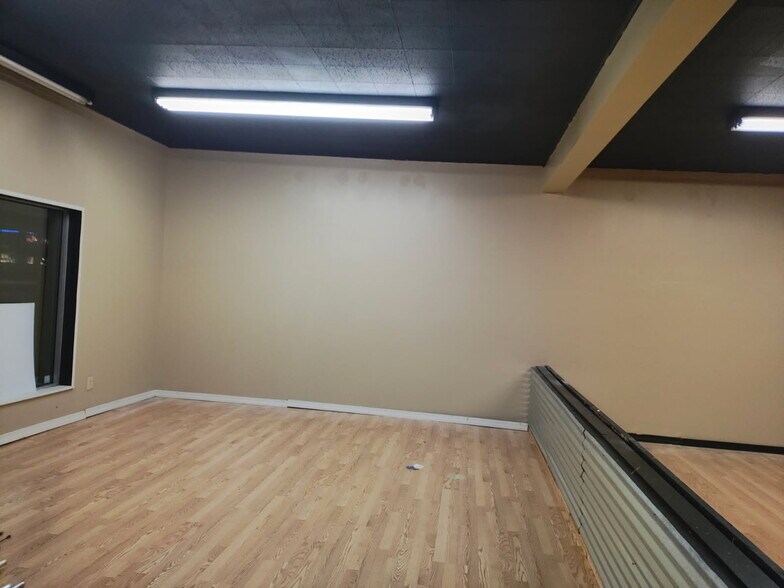 723-729 S Green River Rd, Evansville, IN à louer - Photo de l’immeuble – Image 3 sur 6
