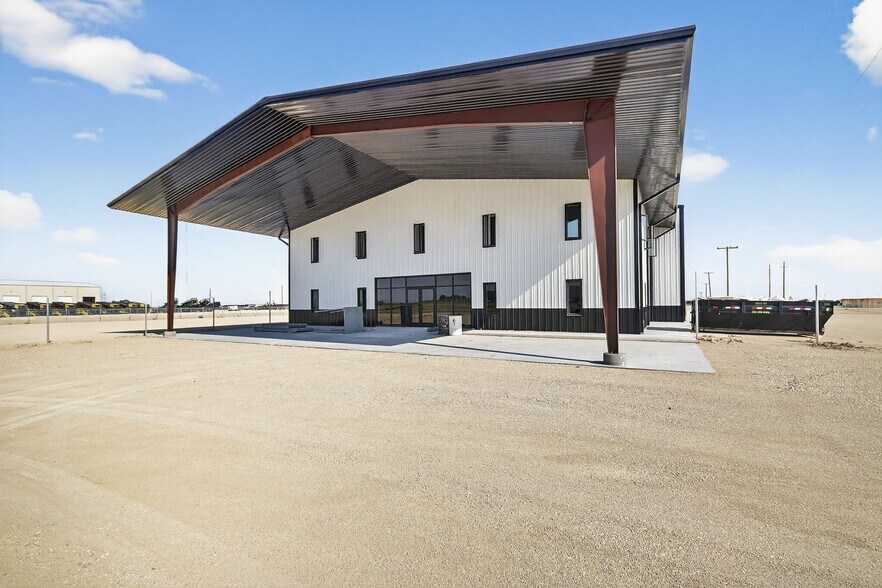 14761 W I-20, Odessa, TX à vendre - Photo de l’immeuble – Image 1 sur 55