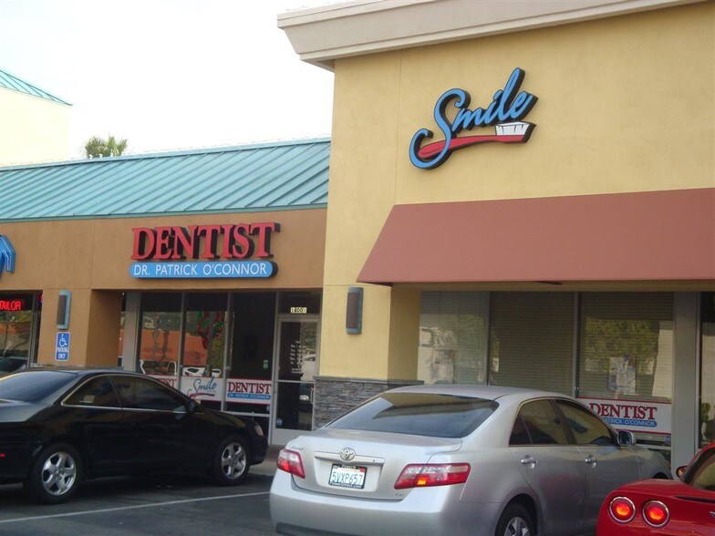 1200-1510 W Imperial Hwy, La Habra, CA à louer - Photo de l’immeuble – Image 3 sur 6