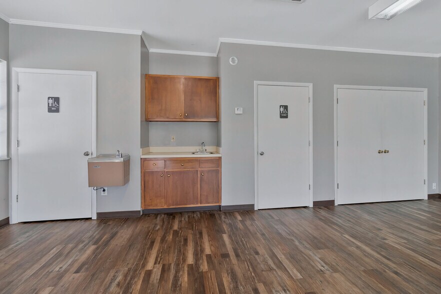 131 Donelson Pike, Nashville, TN à louer - Photo intérieure – Image 2 sur 57