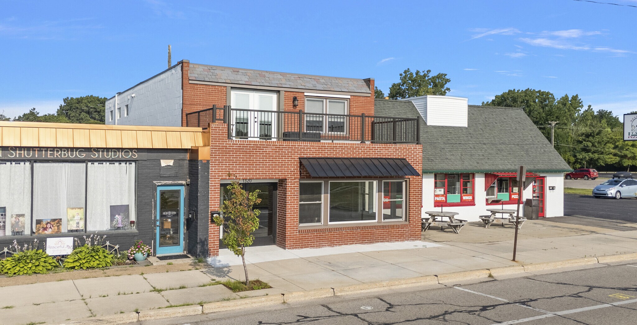 1320-1332 Michigan Ave, Marysville, MI à louer Photo principale– Image 1 sur 7