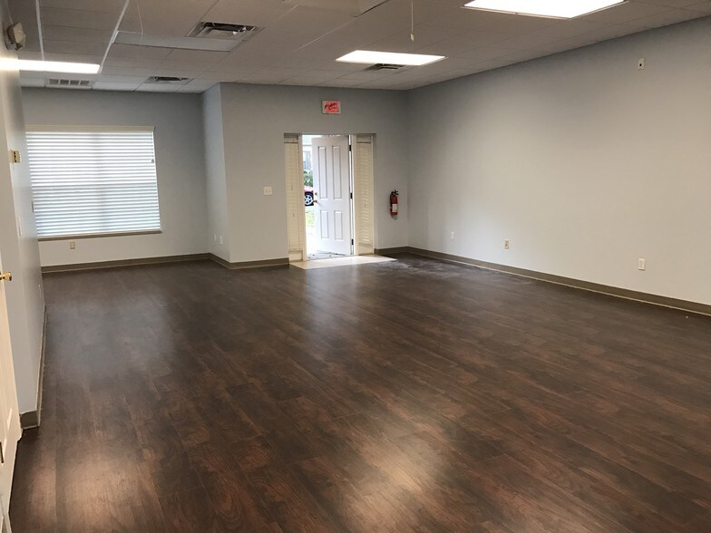 523 Wekiva Commons Cir, Apopka, FL à louer - Photo intérieure – Image 2 sur 33
