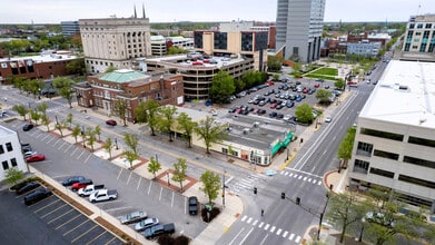 236 E Wayne St, Fort Wayne, IN - VUE AÉRIENNE  vue de carte