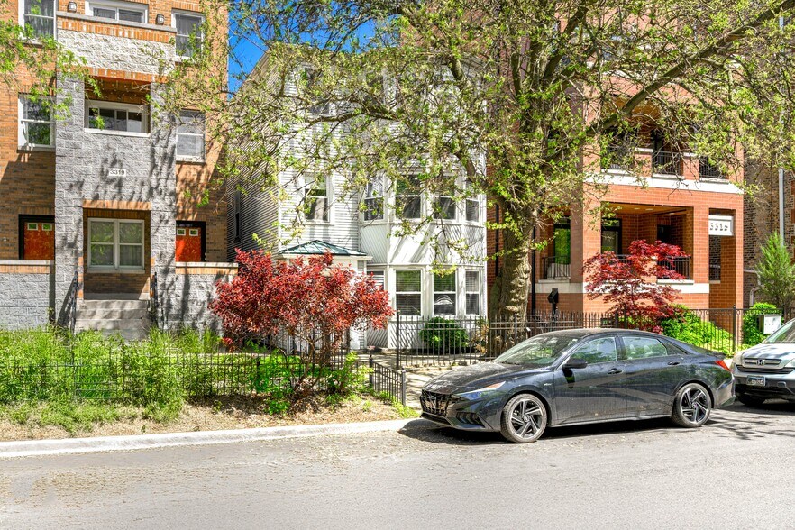3317 N Seminary Ave, Chicago, IL à vendre - Photo de l’immeuble – Image 2 sur 14