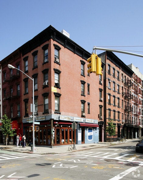 152 Stanton St, New York, NY à louer - Photo principale – Image 1 sur 2