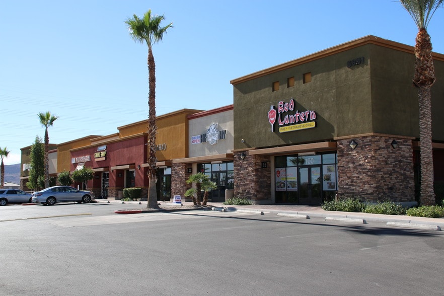 5651 Grand Canyon Dr, Las Vegas, NV à vendre - Photo principale – Image 1 sur 13