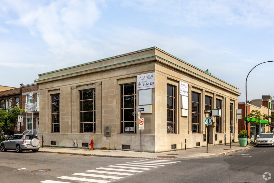 555 Rue Jean-Talon O, Montréal, QC à louer - Photo de l’immeuble – Image 1 sur 4