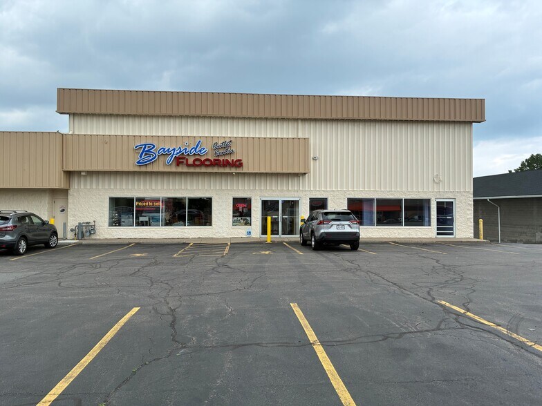 1122-1124 E Ridge Rd, Rochester, NY à louer - Photo de l’immeuble – Image 3 sur 15