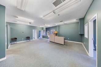 2109 London Line, Sarnia, ON à louer Photo intérieure– Image 1 sur 9