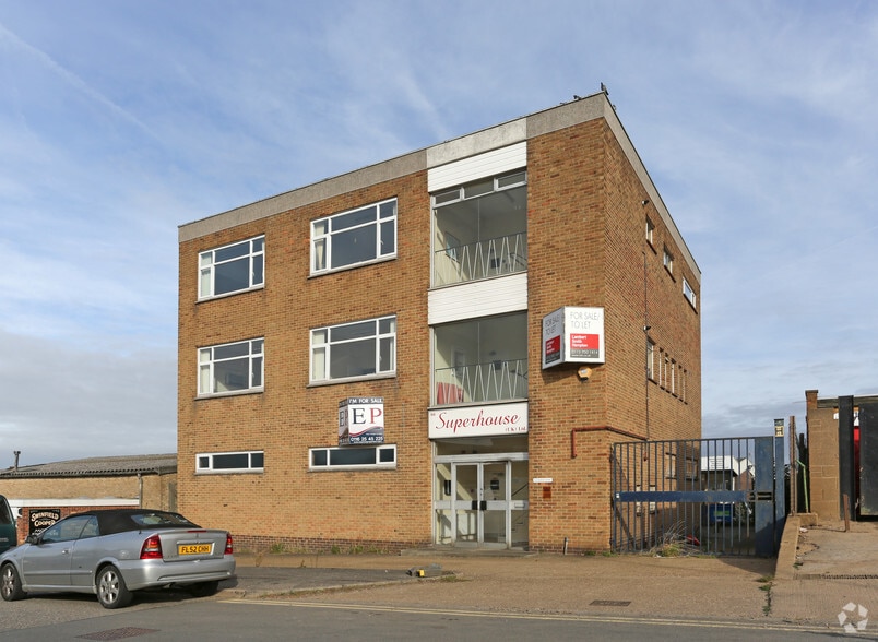 66 Commercial Sq, Leicester à louer - Photo principale – Image 1 sur 2