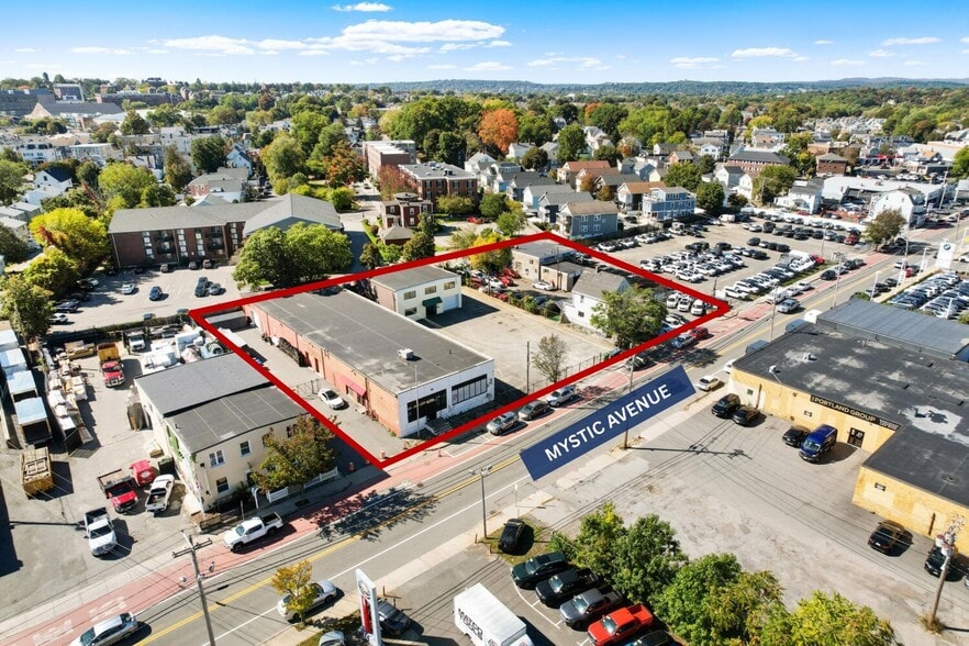 67-73-81 Mystic Ave portefeuille de 3 biens à vendre sur LoopNet.fr - Aérien – Image 2 sur 15