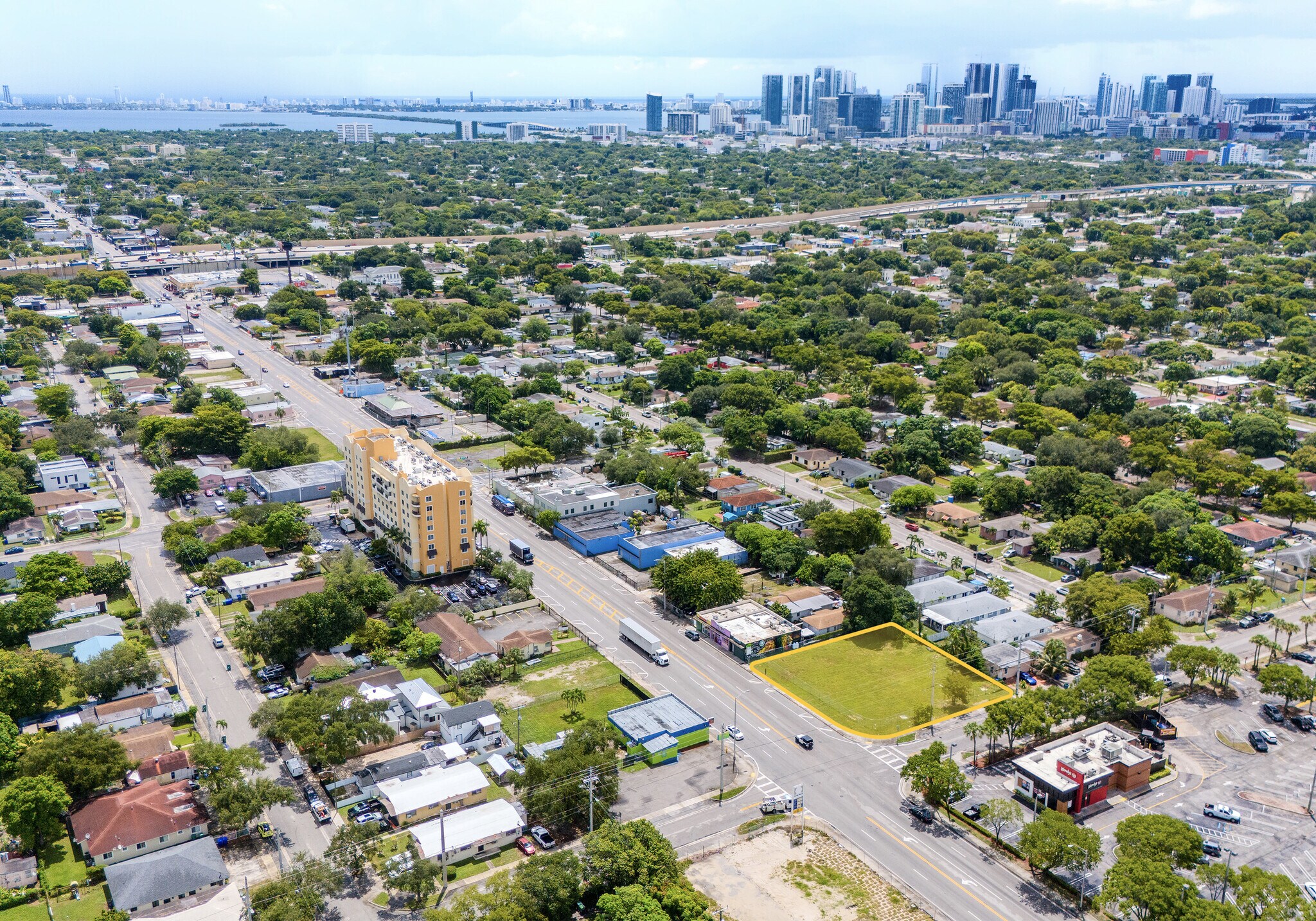 1090-1096 NW 54th St, Miami, FL à vendre Photo de l’immeuble– Image 1 sur 12